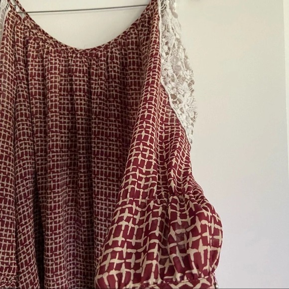 Pattern Cold Shoulder Floral Lace Blouse Size Large Red STYLE T22284RK - Picture 9 of 10